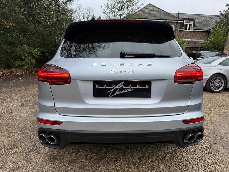 Używany Porsche Cayenne 2014 Srebrny SUV