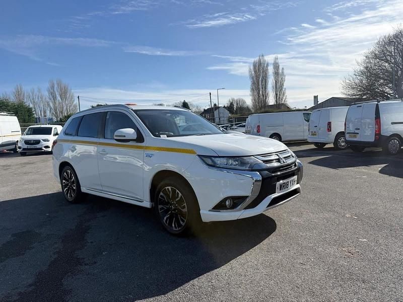 Used Mitsubishi Outlander P-HEV 2018 White