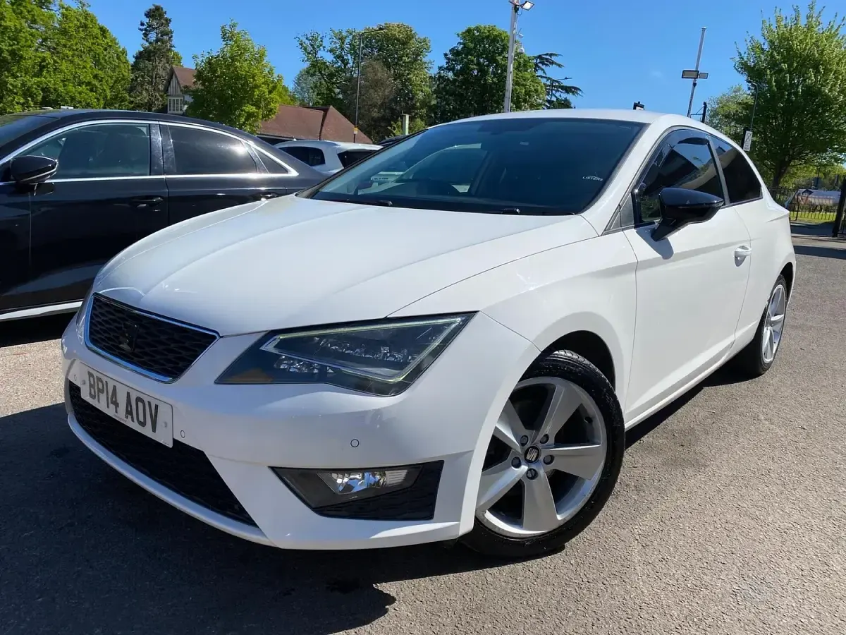 Used Seat Leon FR 2014 White Hatchback