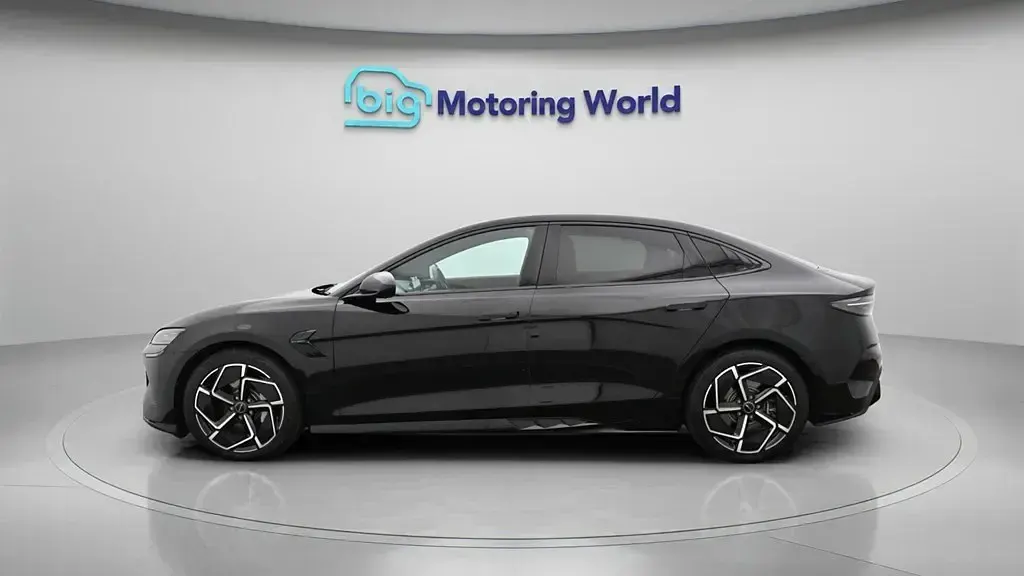Used BYD Seal 389 kW (530 HP) 2025 Sedan