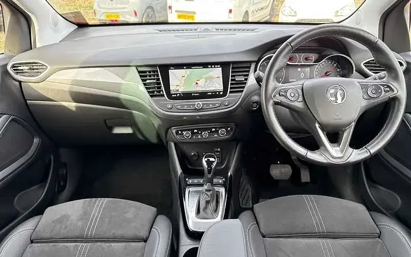 Used Vauxhall Crossland Ultimate 131 HP (96 kW) 2022 Red SUV
