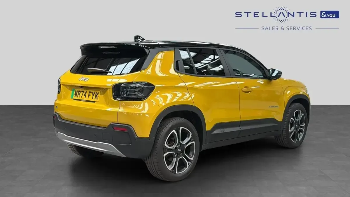 Used Jeep Avenger EV Summit 113 kW (154 HP) 2024 Yellow SUV