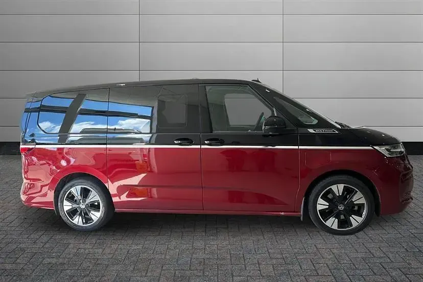 New VW Multivan Style 245 HP (180 kW) 2026 Deep black pearlescent  fortana red MPV