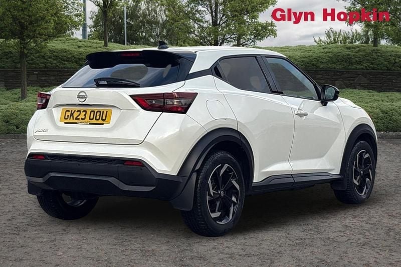 Used Nissan Juke N-Connecta 114 HP (83 kW) 2023 White SUV