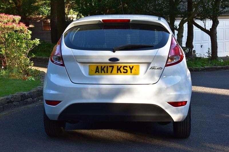 Usado Ford Fiesta 2017 Branco Citadino