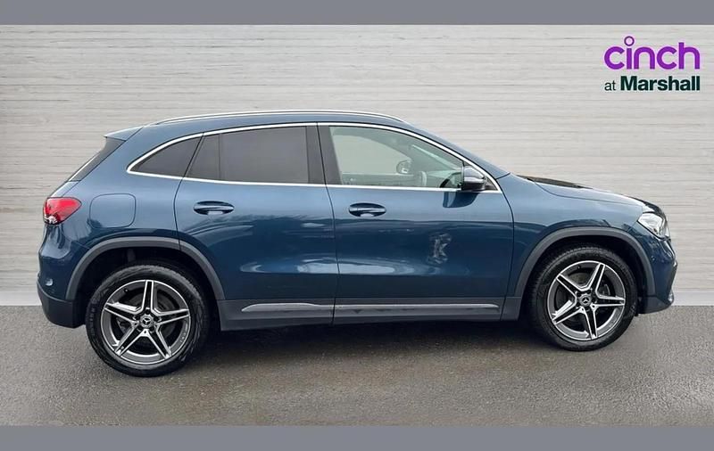 Used Mercedes GLA250 Exclusive 214 HP (157 kW) 2022 Blue SUV