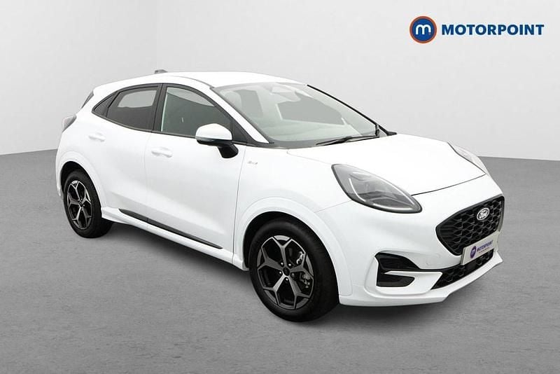 White Used 2025 Ford Puma Gen-E ST-Line SUV | £20,899 (Fair price) - Image 1/4