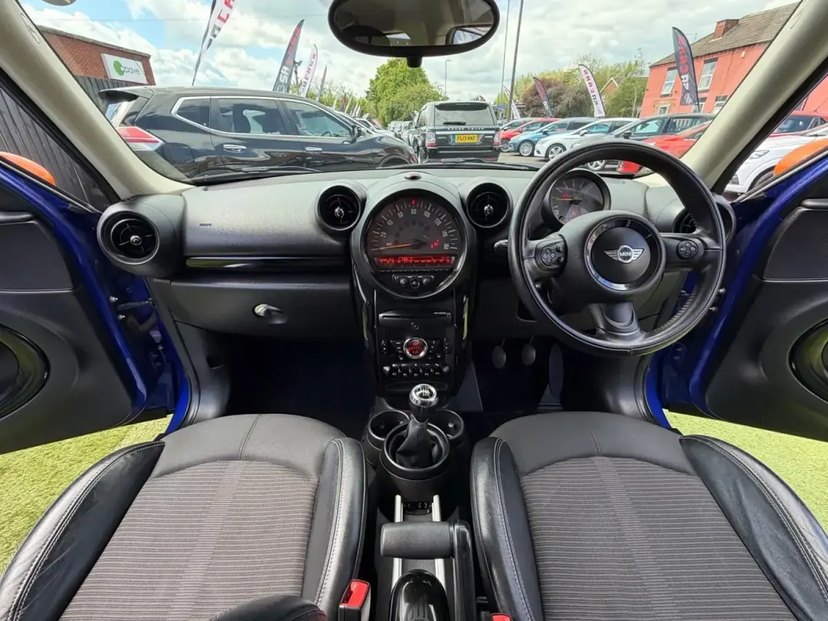 Begagnad Mini Cooper 122 HK (89 kW) 2015 Blå Halvkombi