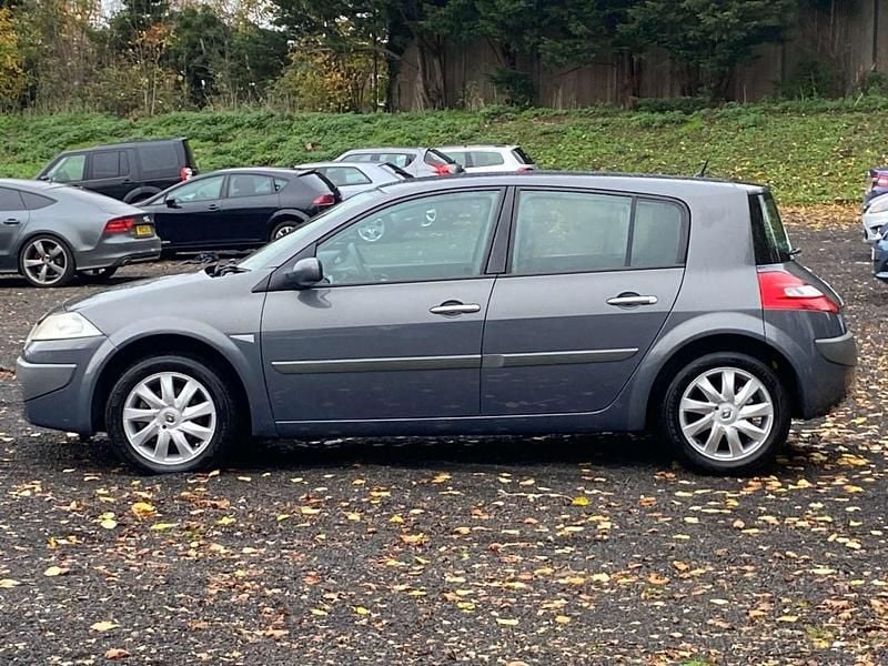 Used Renault Mégane II Dynamique 2007 Grey Hatchback