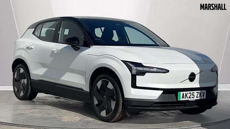 White New 2025 Volvo EX30 Performance SUV | £34,990 (Fair price) - Image 1/4