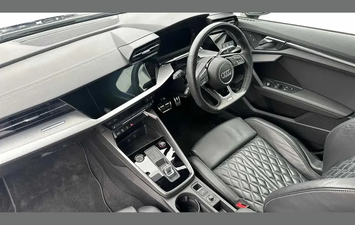 Used Audi S3 Sportback Comfort 310 HP (228 kW) 2022 Blue Hatchback