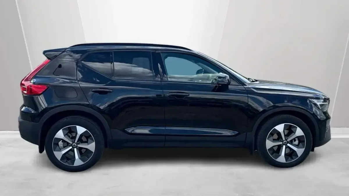 Used Volvo XC40 Plus 197 HP (144 kW) 2026 SUV