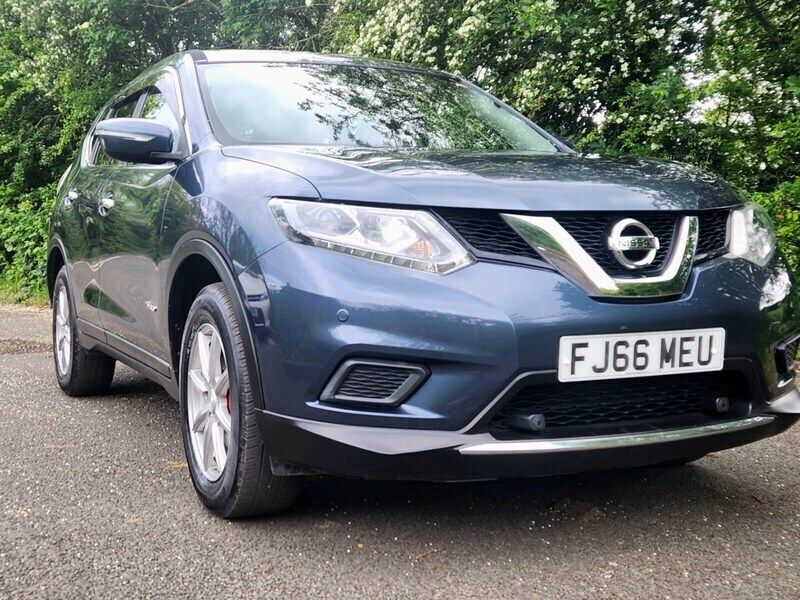 Grey Used 2016 Nissan X-Trail SUV | £11,999 - Image 1/4