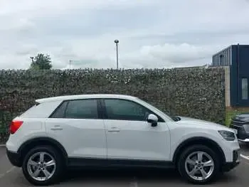 Used Audi Q2 Sport 116 HP (85 kW) 2019 White SUV