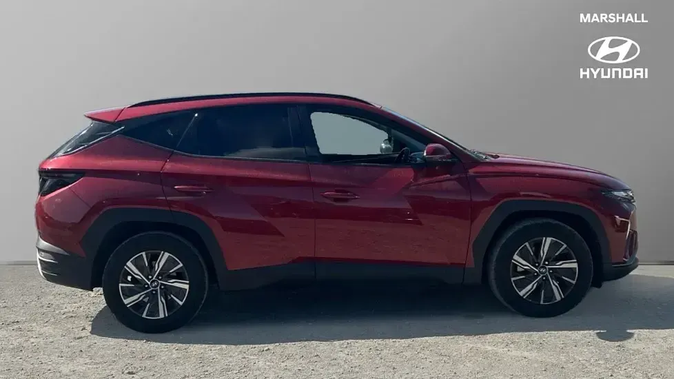 Used Hyundai Tucson SE 150 HP (110 kW) 2022 Red SUV