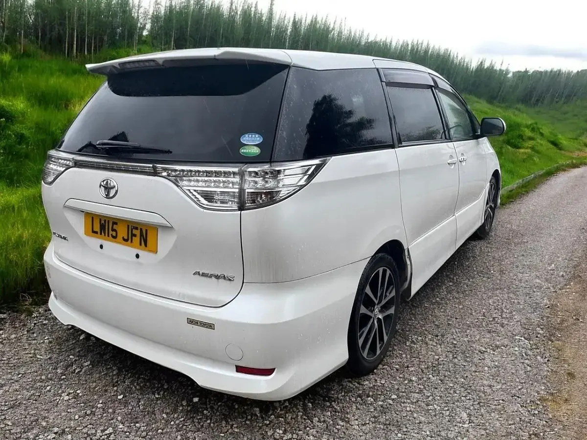 Used Toyota Estima 2015 White MPV