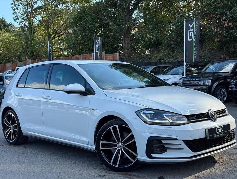 White Used 2018 VW Golf VII GTD Hatchback | £13,995 (A bit pricey) - Image 1/4