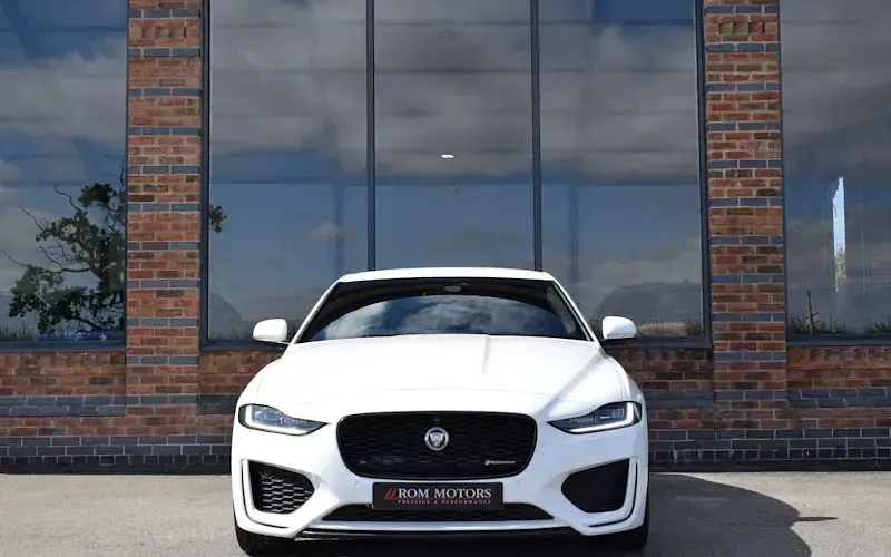 Used Jaguar XE R-Dynamic 204 HP (150 kW) 2023 Sedan