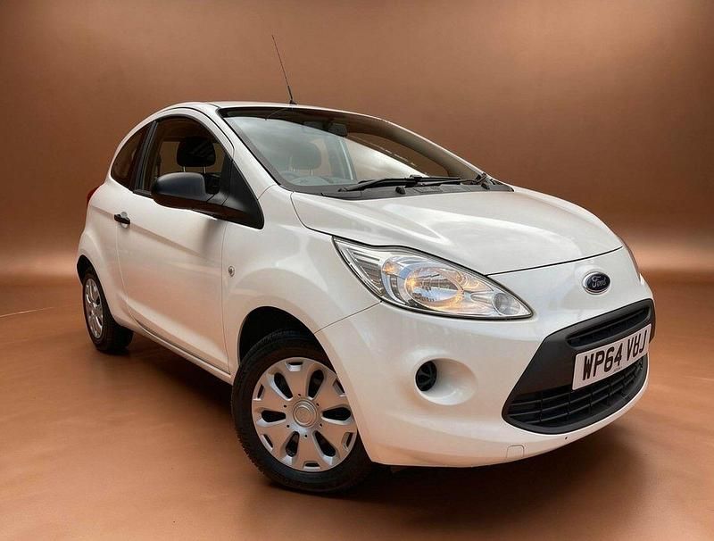 Used Ford Ka Studio 69 HP (50 kW) 2014 White Hatchback