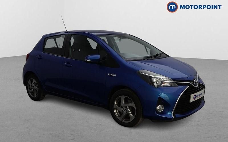 Blue Used 2016 Toyota Yaris Hybrid Hatchback | £10,749 (Fair price) - Image 1/4