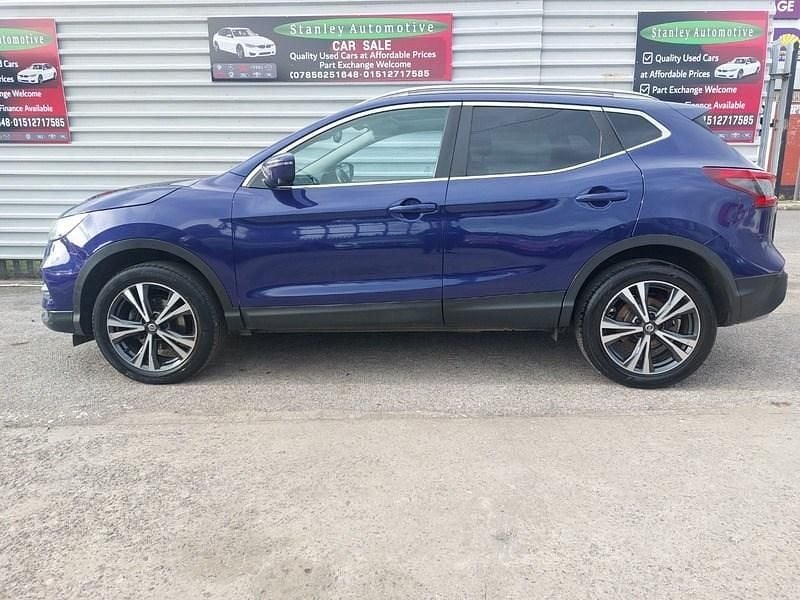Used Nissan Qashqai N-Connecta 2018 Blue SUV