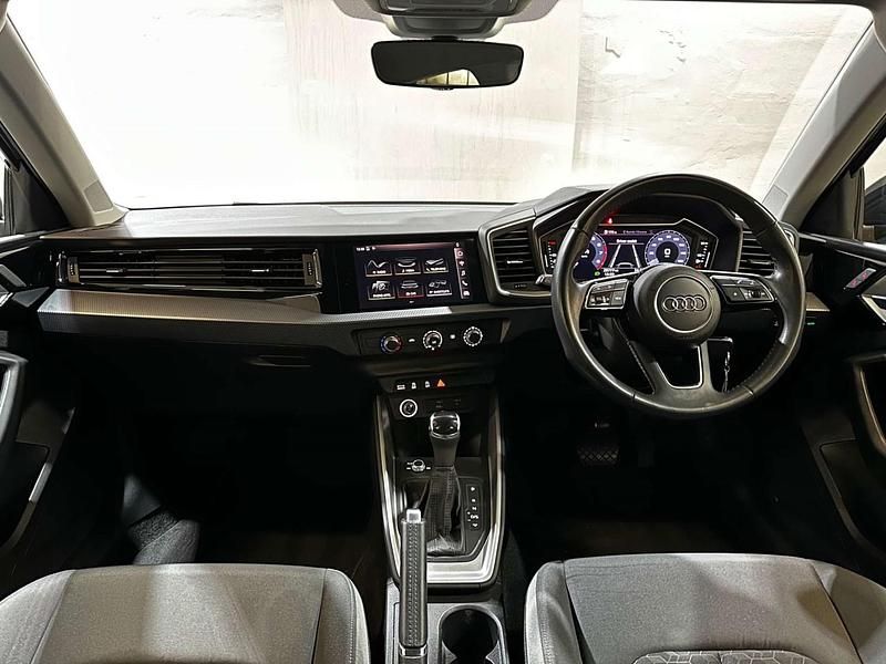 Used Audi A1 Sportback Sport 116 HP (85 kW) 2019 Black Hatchback