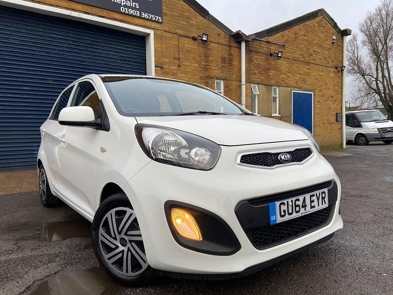 Used Kia Picanto Air 68 HP (50 kW) 2014 White Hatchback