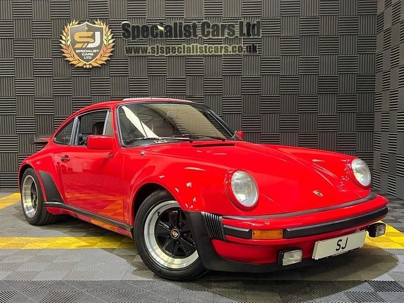 Used Porsche 911 300 HP (220 kW) 1988 Red Sedan
