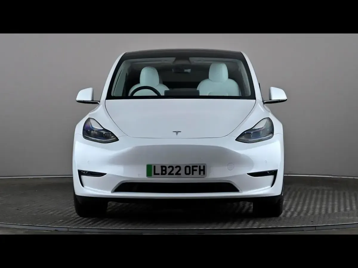 Used Tesla Model Y Long Range AWD 378 kW (514 HP) 2022 White SUV