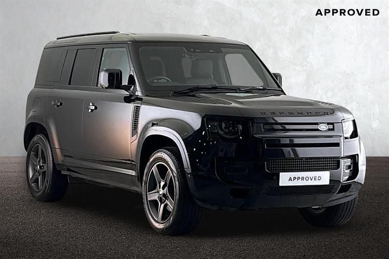 Black Used 2024 Land Rover Defender SE Dynamic Estate | £62,650 (Fair price) - Image 1/4