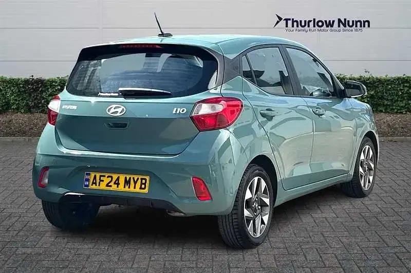 Używany Hyundai i10 Advanced 67 KM (49 kW) 2024 Zielony Hatchback