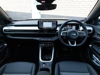 New Jeep Avenger 136 HP (100 kW) 2025 Black SUV