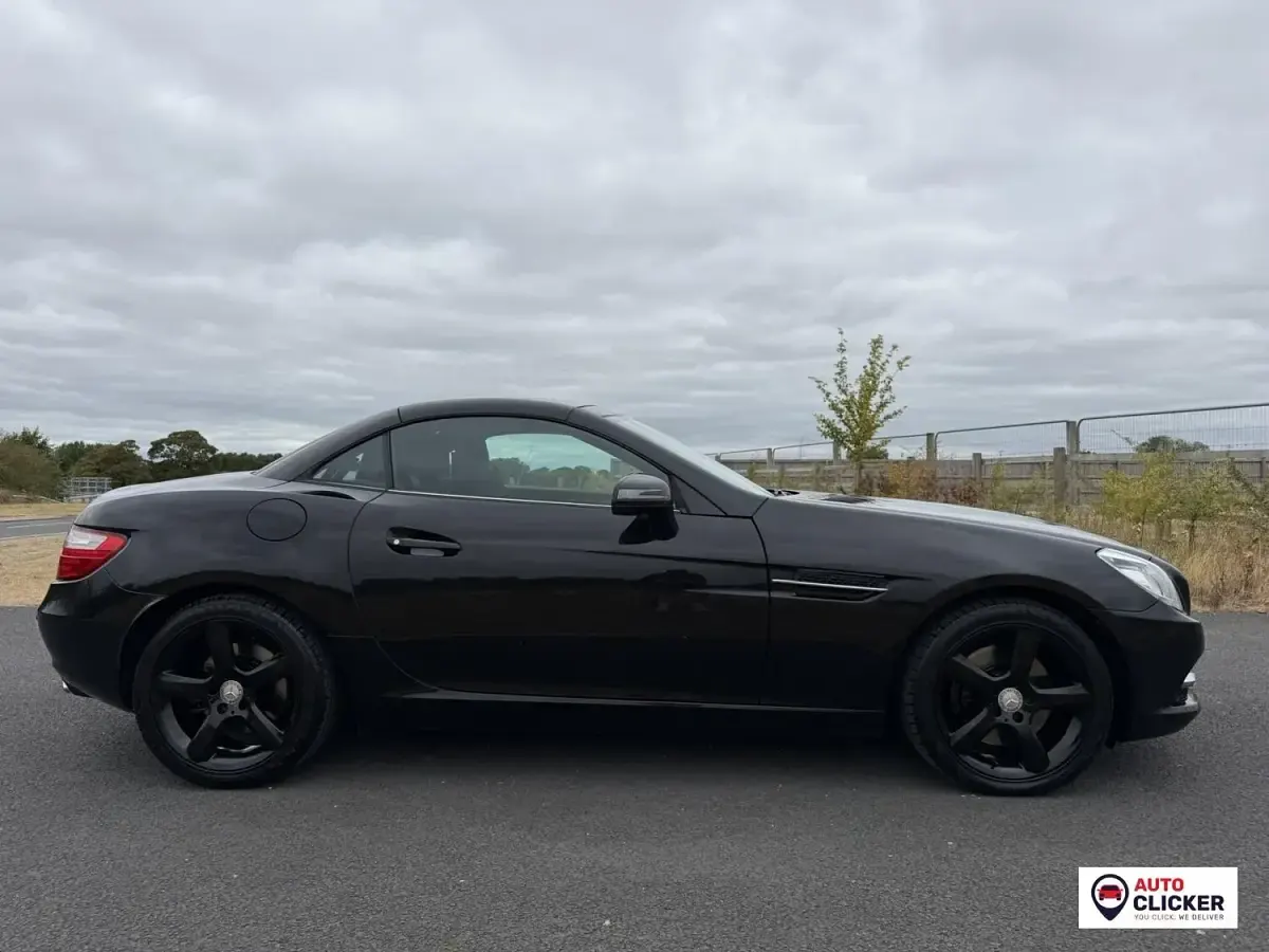Used Mercedes SLK250 204 HP (150 kW) 2012 Black Cabriolet