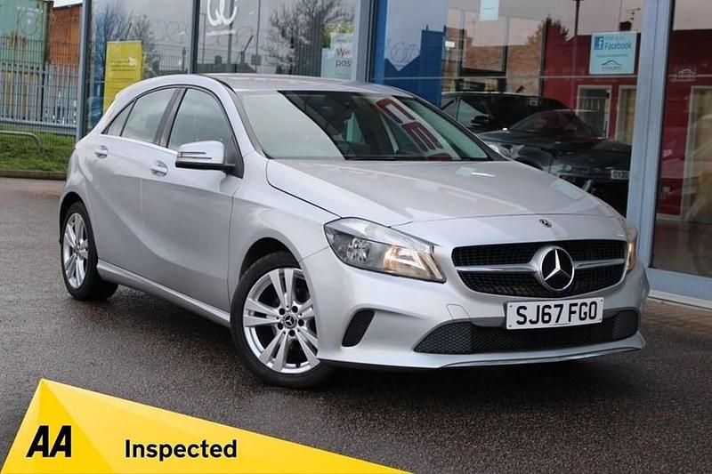Used Mercedes A180 109 HP (80 kW) 2017