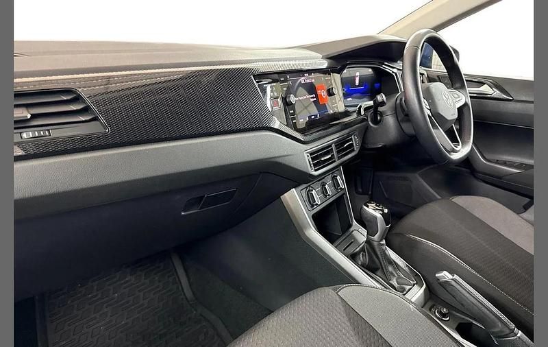 Used VW Polo Life 95 HP (69 kW) 2023 Blue Hatchback