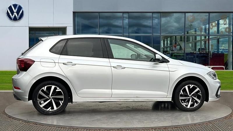 Used VW Polo Match 95 HP (69 kW) 2025 Reflex silver metallic Hatchback