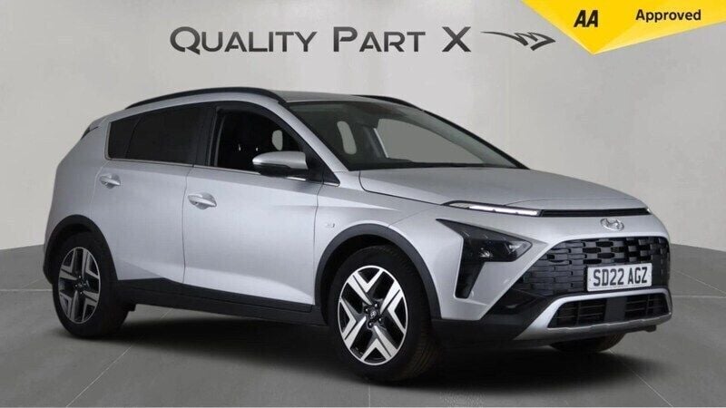 Silver Used 2022 Hyundai Bayon Premium SUV | £10,180 (Good price) - Image 1/4