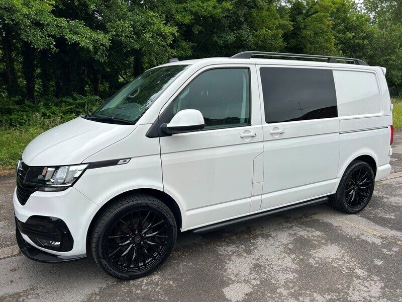 White Used 2022 VW T6.1 Highline Van | £26,495 (A bit pricey) - Image 1/4