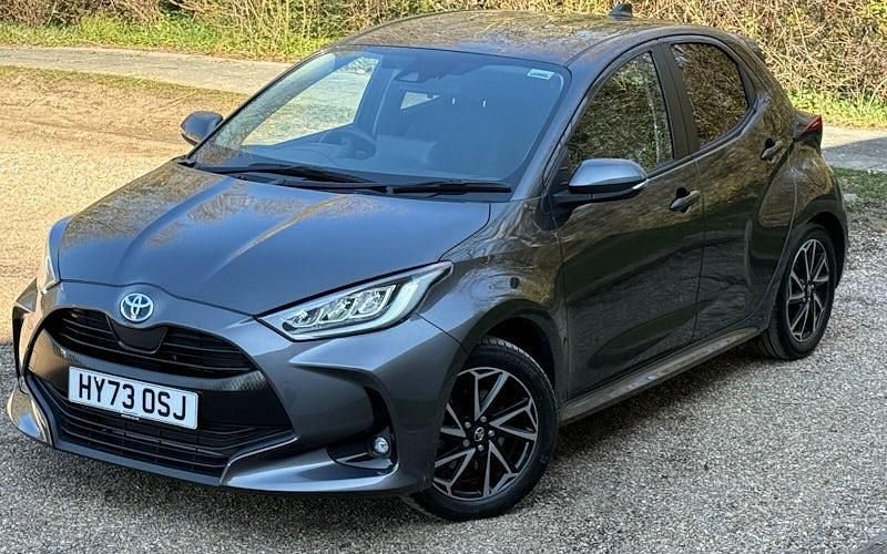 Used Toyota Yaris Hybrid Design 116 HP (85 kW) 2026 Hatchback