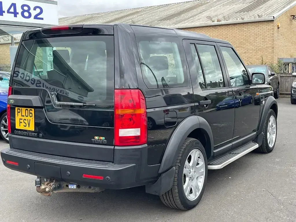 Used Land Rover Discovery 190 HP (139 kW) 2006 Black SUV