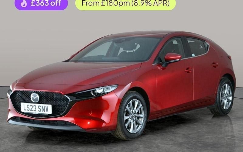 Begagnad Mazda 3 122 HK (89 kW) 2022 Röd Halvkombi