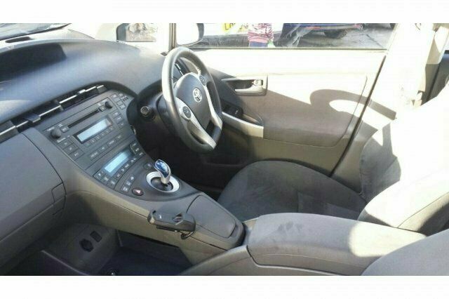 Used Toyota Prius T4 2010 Hatchback