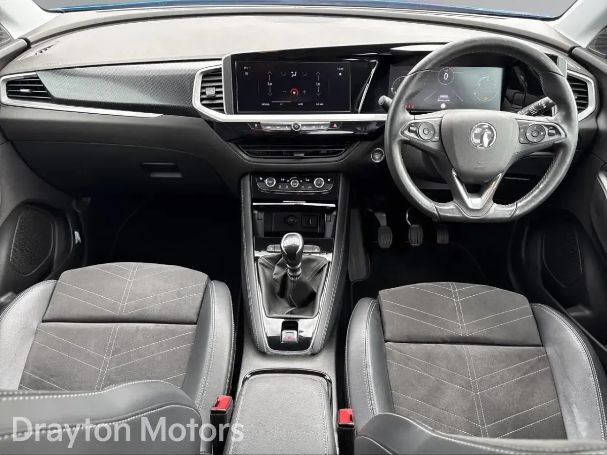 Used Vauxhall Grandland X Ultimate 130 HP (95 kW) 2022 Blue SUV