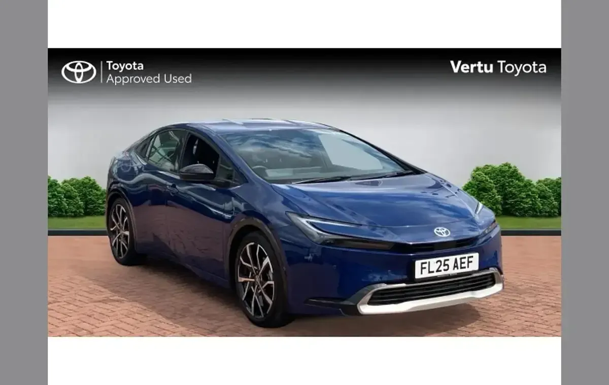 Used Toyota Prius 223 HP (164 kW) 2025 Hatchback