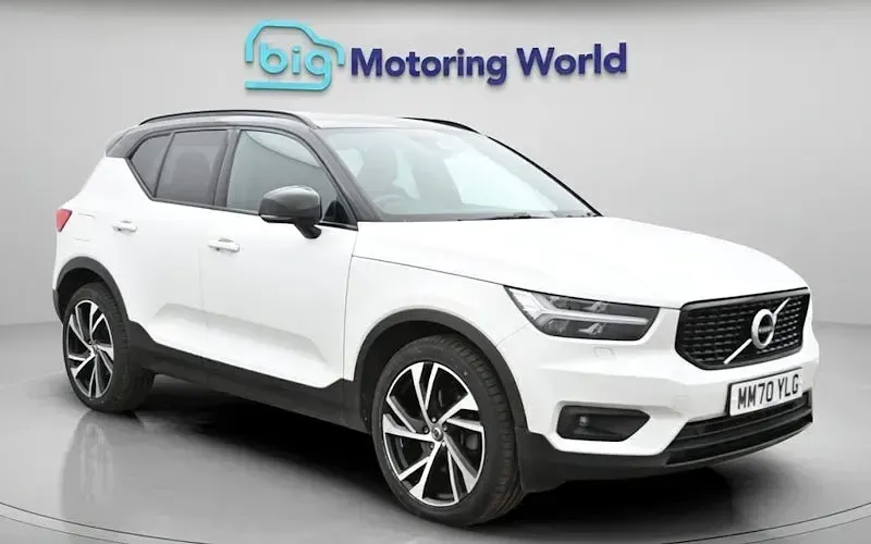Used Volvo XC40 R-Design Pro 197 HP (144 kW) 2021 SUV