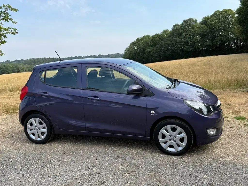 Used Vauxhall Viva 75 HP (55 kW) 2017 Purple Hatchback