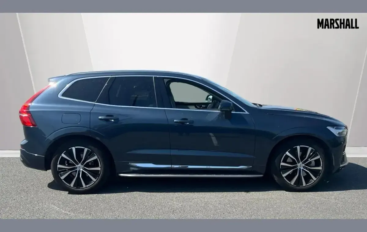 Używany Volvo XC60 Ultra 250 KM (183 kW) 2024 Niebieski SUV
