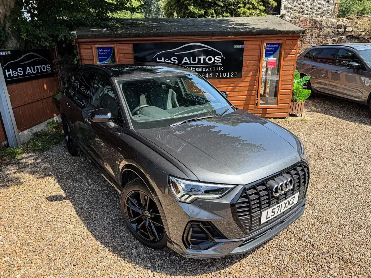 Used Audi Q3 Black Edition 150 HP (110 kW) 2021 Grey SUV
