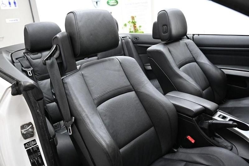 Used BMW 320 Cabriolet M Sport 184 HP (135 kW) 2012 White Cabriolet