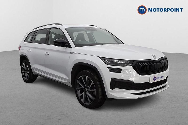 White Used 2023 Skoda Kodiaq SportLine SUV | £30,199 (Fair price) - Image 1/4